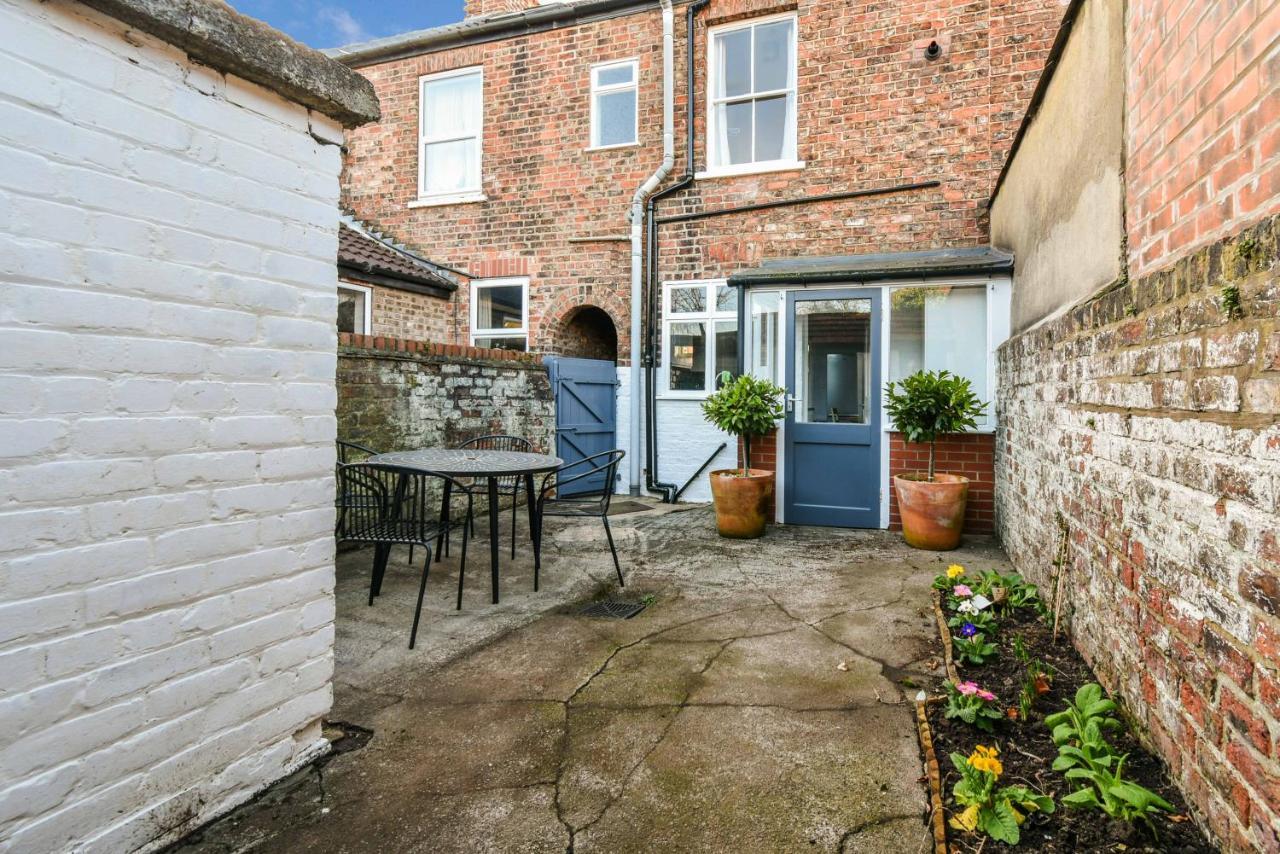 Bay Tree Cottage York Extérieur photo